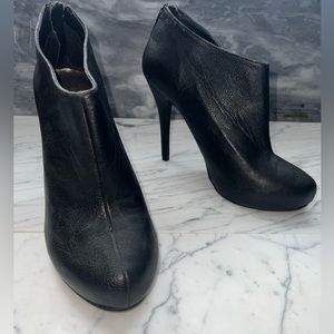 Michael Antonio black ankle boots